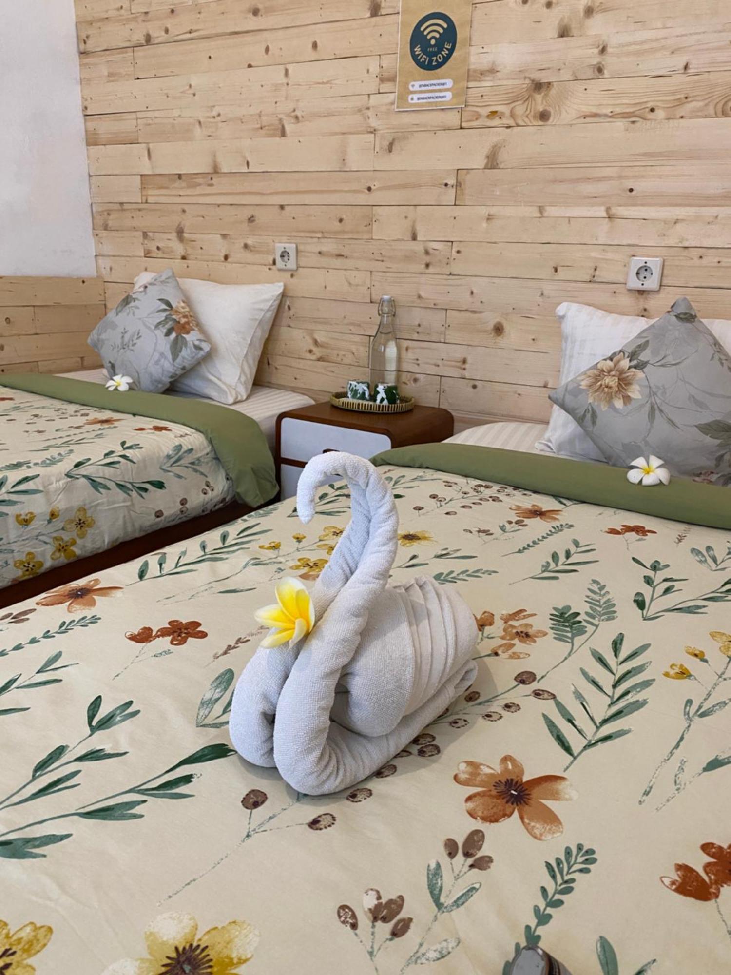 Ijen Backpacker Hostel Banyuwangi  Εξωτερικό φωτογραφία