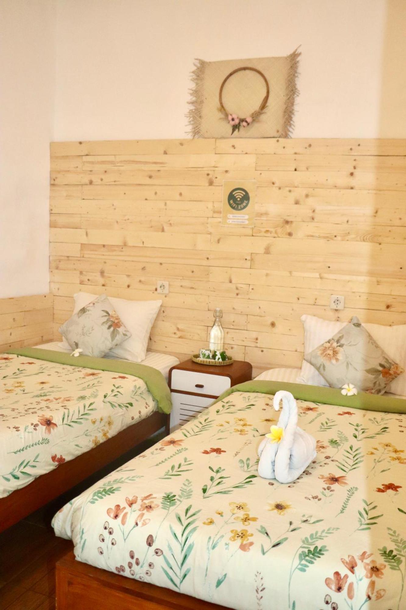 Ijen Backpacker Hostel Banyuwangi  Εξωτερικό φωτογραφία